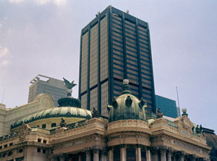 Das Dach des Opernhauses in Rio de Janeiro